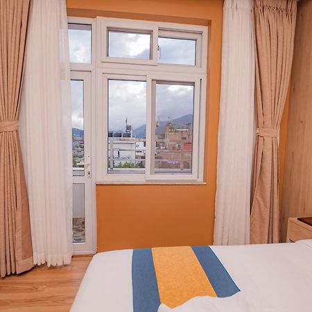 Hotel Vistara กาฐมาณฑุ ภายนอก รูปภาพ