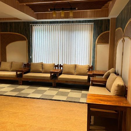 Hotel Vistara กาฐมาณฑุ ภายนอก รูปภาพ