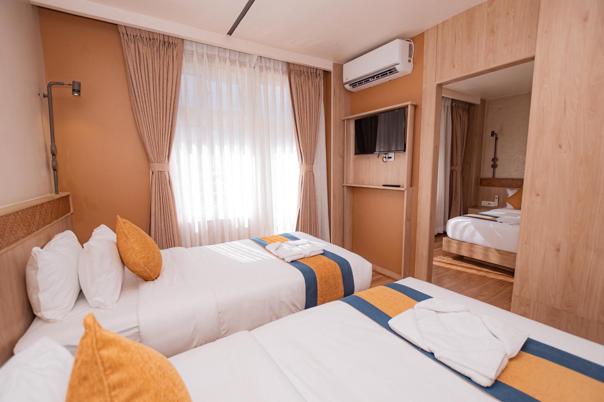 Hotel Vistara กาฐมาณฑุ ภายนอก รูปภาพ