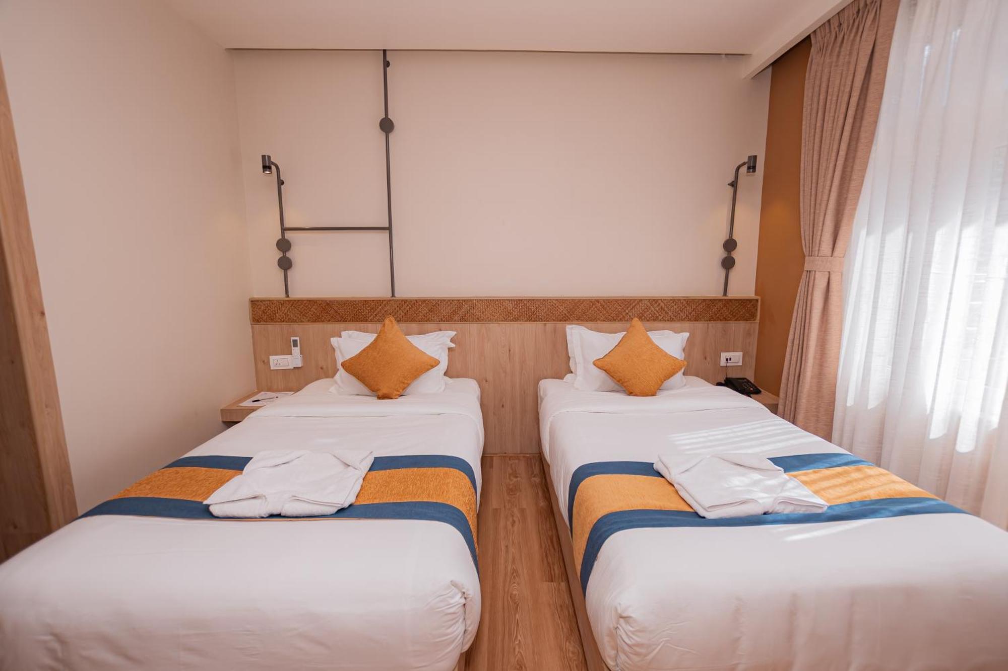 Hotel Vistara กาฐมาณฑุ ภายนอก รูปภาพ