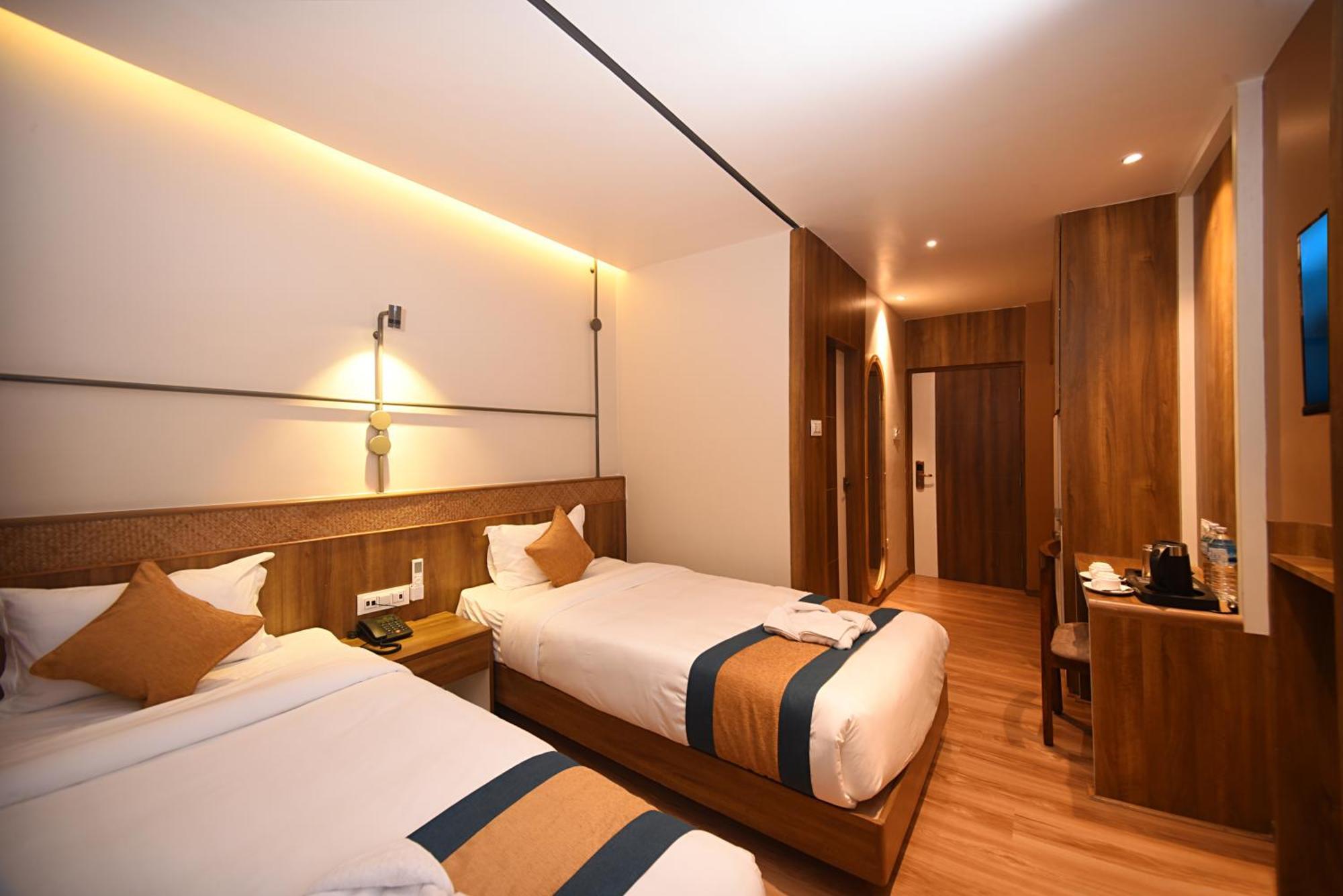 Hotel Vistara กาฐมาณฑุ ภายนอก รูปภาพ
